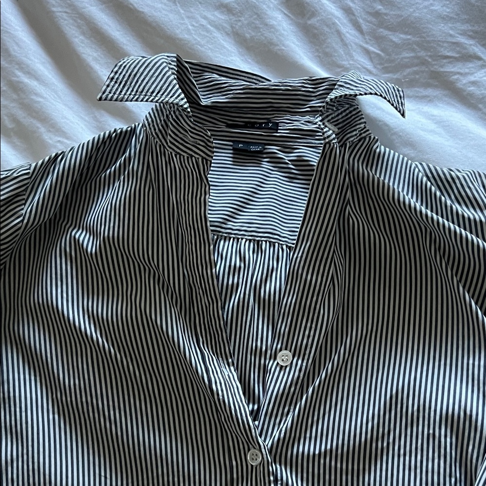 Classic Theory Button Down Black and White Stripe size P